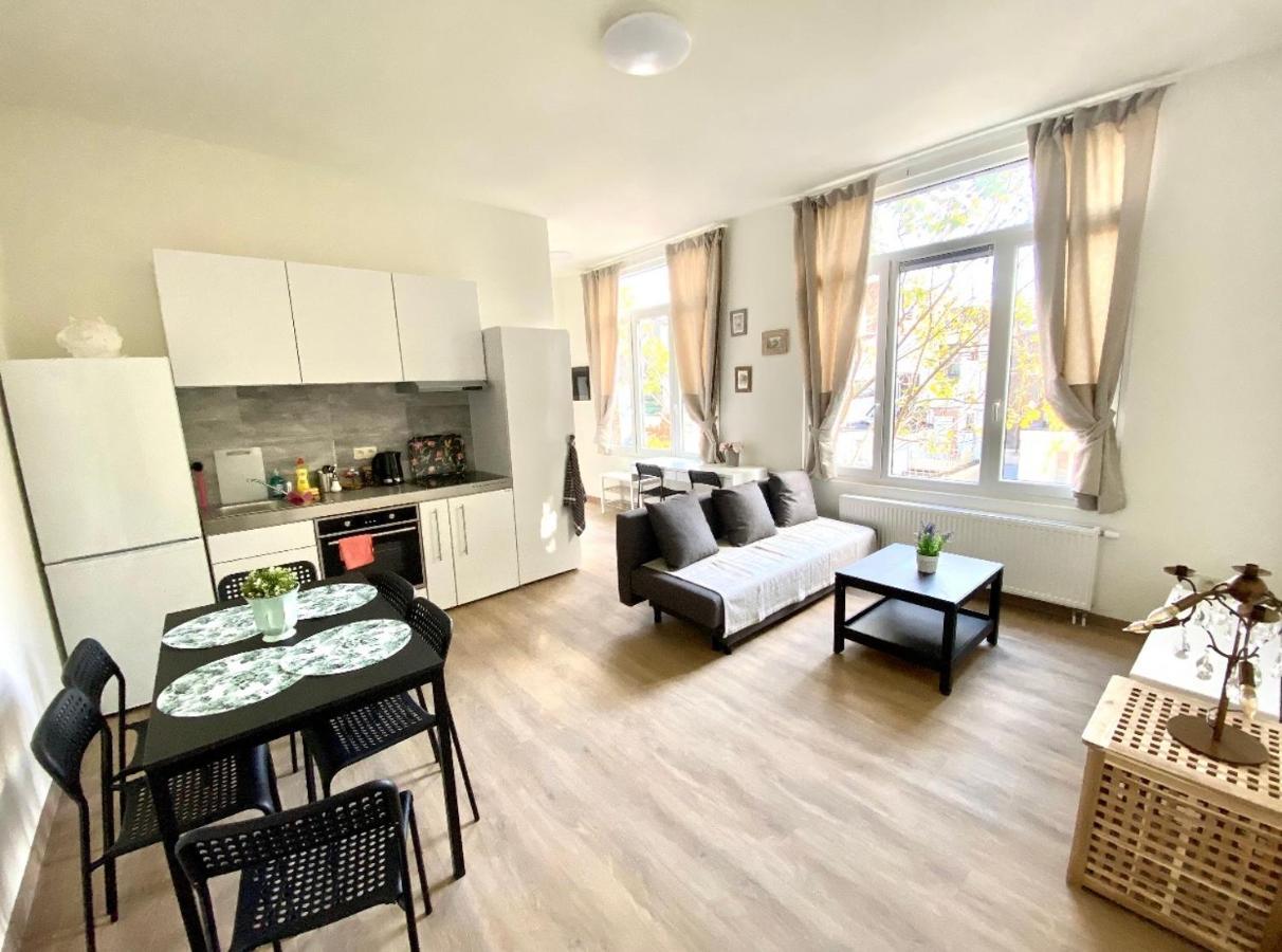 Сarnot Apartments Zoo Area Antwerpen Buitenkant foto